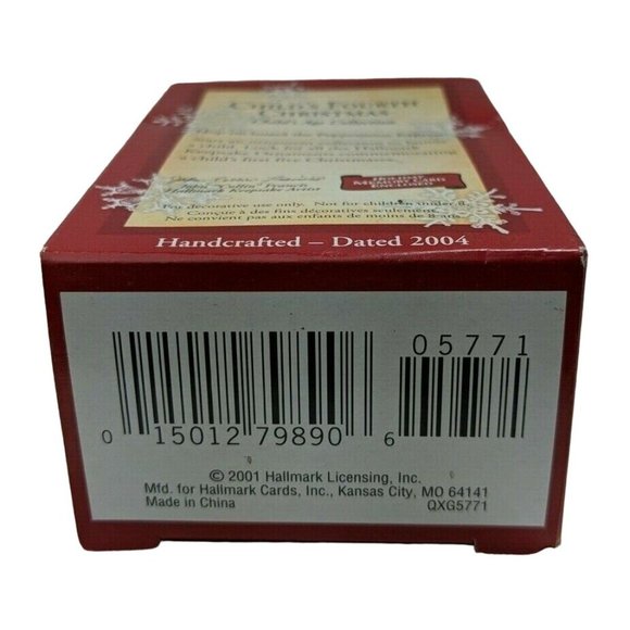 Hallmark Keepsake Childs Fourth Christmas Dated 2004 Christmas Ornament - Picture 12 of 12